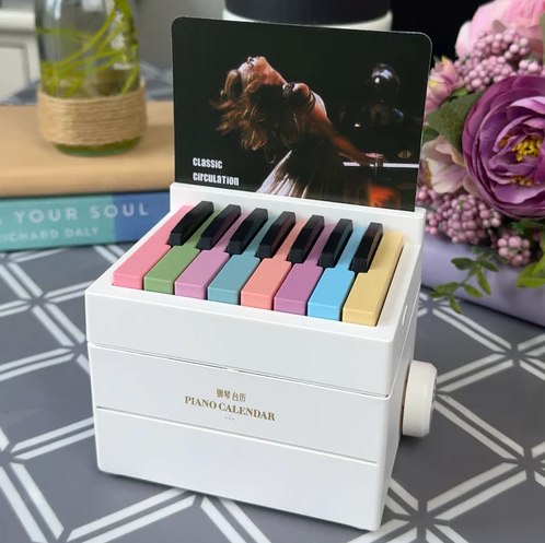 Swifty Keys Piano Calendar™